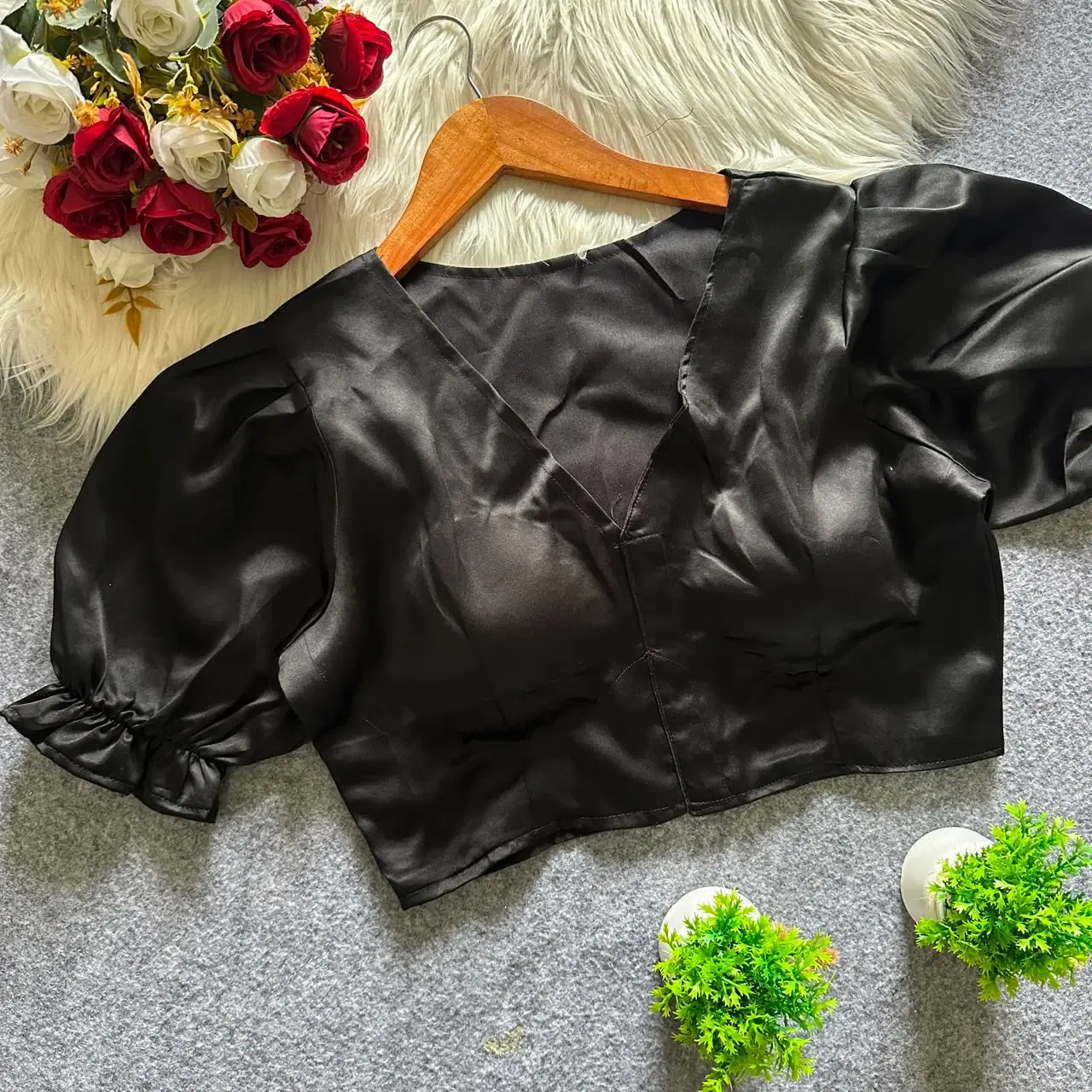 Women's Satin V-Neck Puff Sleeve Blouse