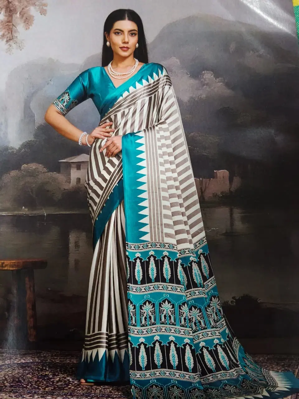 Elegant Silk Saree with Intricate Patterns