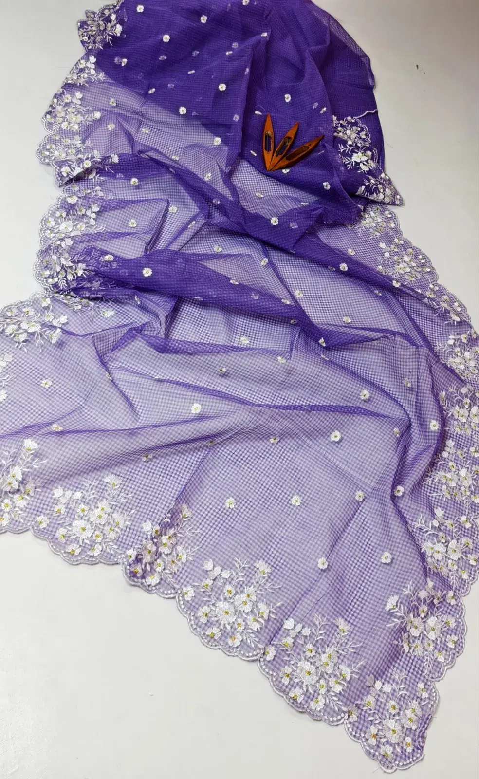 Women's Lavender Kota Doria Embroidered Saree with White Floral Border