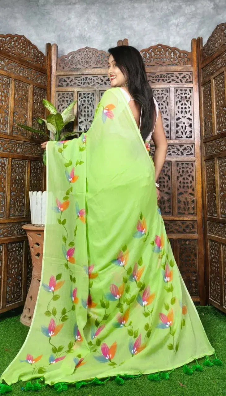 Women’s Light Green Floral Printed Saree with Tassel Border