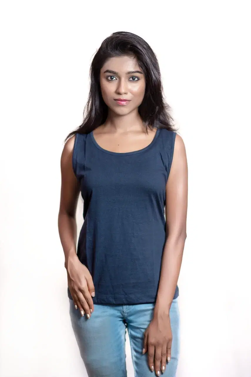 Women's Solid Sleeveless Tank Top