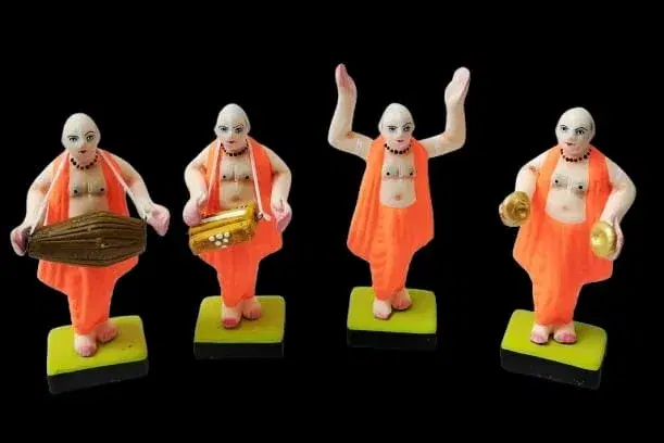 Krishnanagar Handmade Clay Human Fantasy Figure Gift & Decor (Iskcon Nagar Kirtan),20 X 12 cm