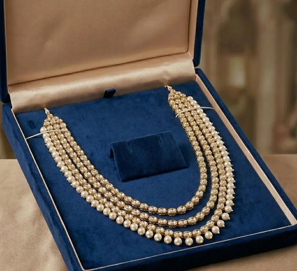 Aca:27 White Long Necklace Set