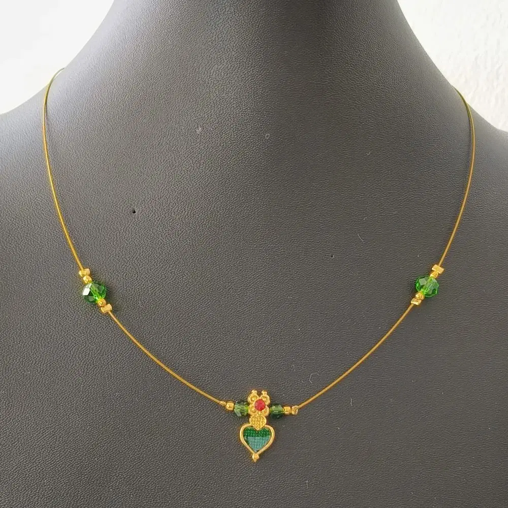 Invisible Chain Necklace, Single Layer, Green Beads, Heart Pendant, Gold Tone, 1 Qty